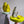 Charger l'image dans la galerie, Carafe / Vase Poisson S 1,2 litre Jaune