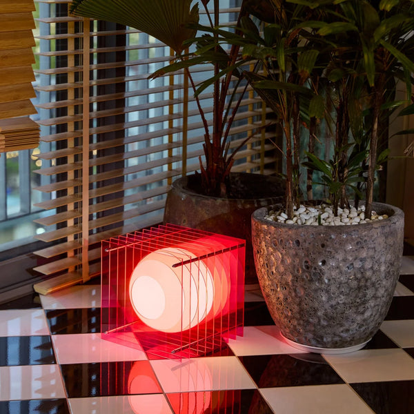 Lampe LOP grand carré acrylique rose