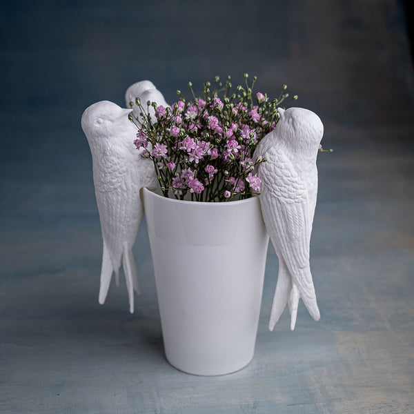 Hirondelle en porcelaine